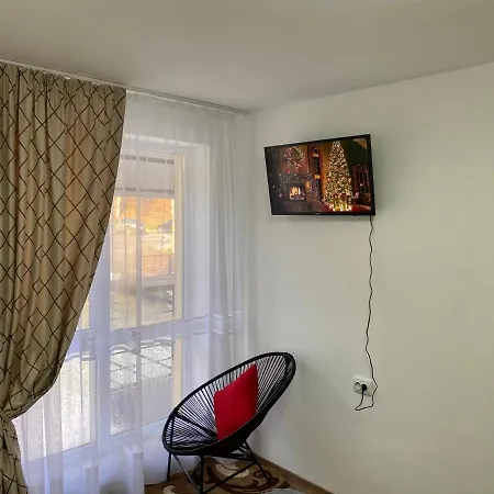 Weekend House בית הארחה *