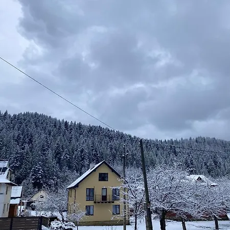 Weekend House Jaremtsche