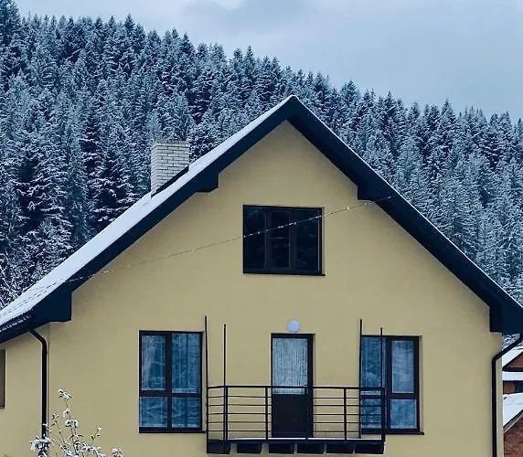 Weekend House Konukevi