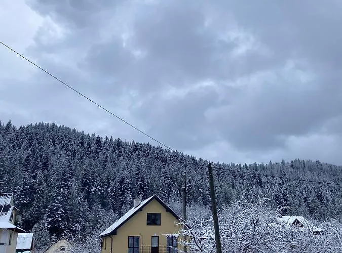 Weekend House Yaremche