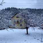 Weekend House ヤレムチャ